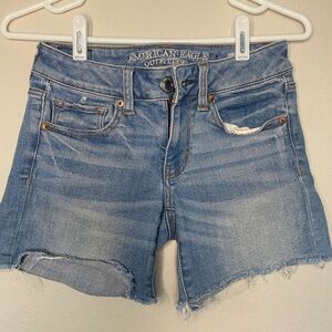 American eagle short size 2